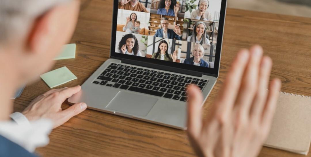 Sesión práctica de optimización de contenido con herramientas profesionales